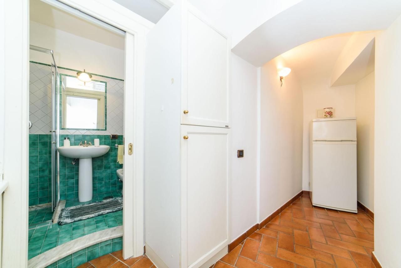 Ferienwohnung Dimora Bibbo Salerno Exterior foto