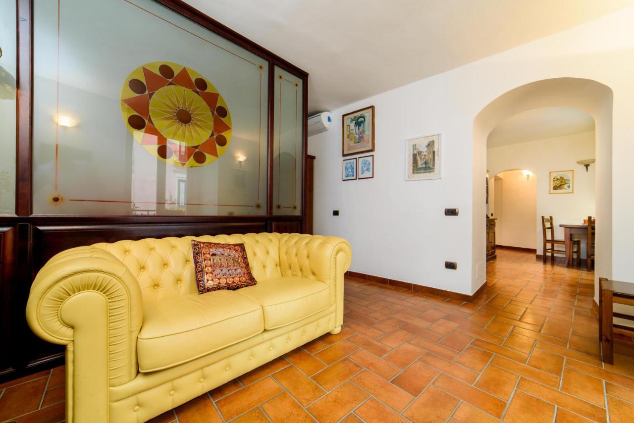 Ferienwohnung Dimora Bibbo Salerno Exterior foto
